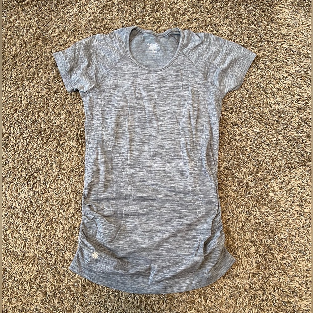 Athleta shirt